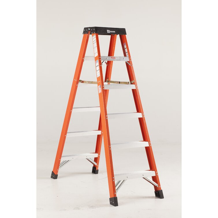 7 foot deals fiberglass ladder